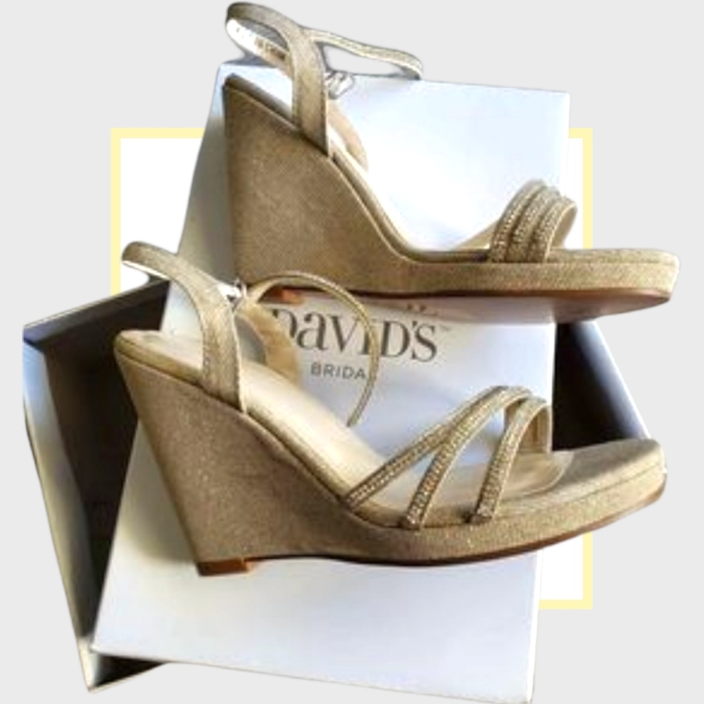 Davids Bridal Champagne Wedge Size 8 Shoe
